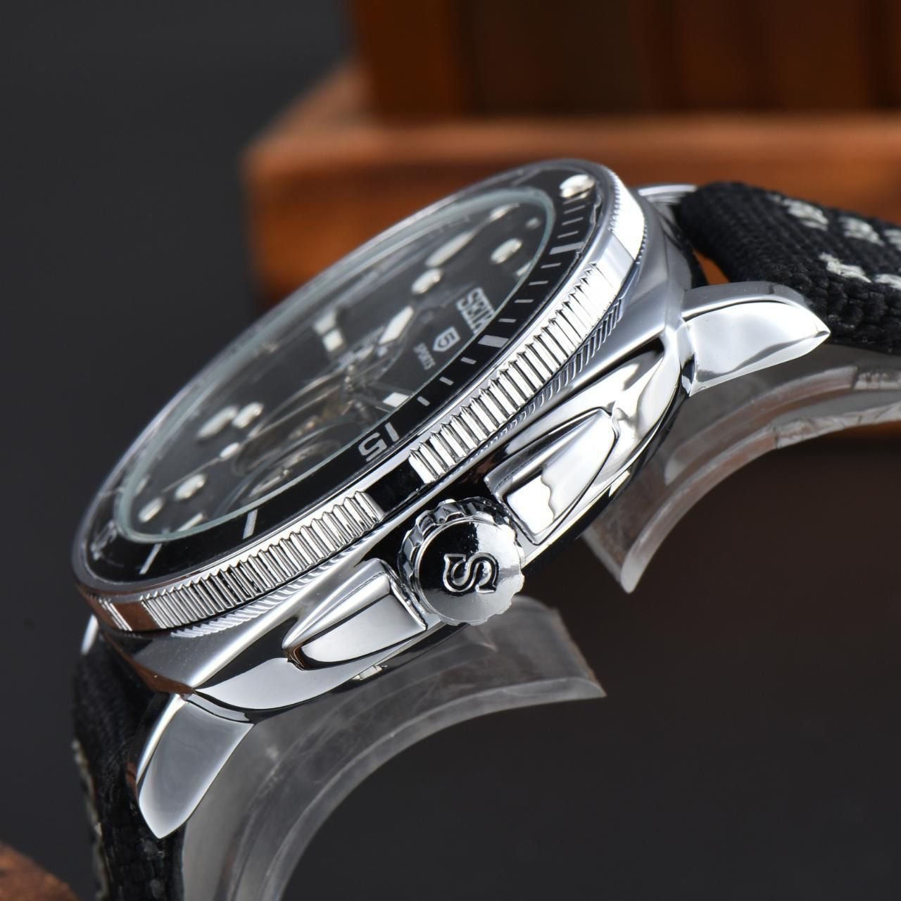 SB LUXURY SE-KO BLACK TRANSPARENT BACK AUTOMATIC WATCH