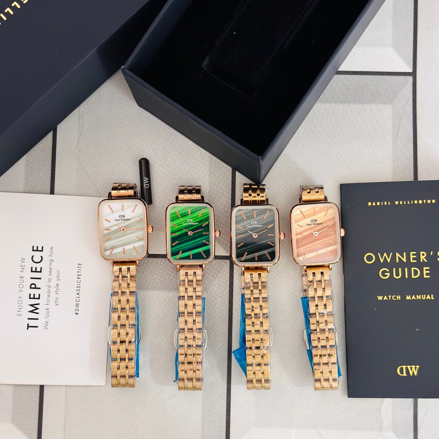 SB WOMENS SMALL DIAL