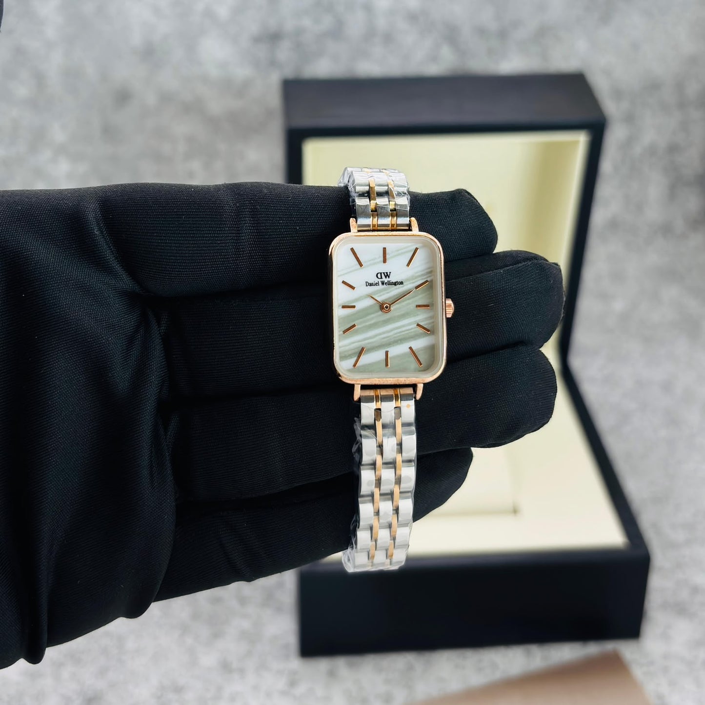 D-W Design 1 two tone white dial Womens watch