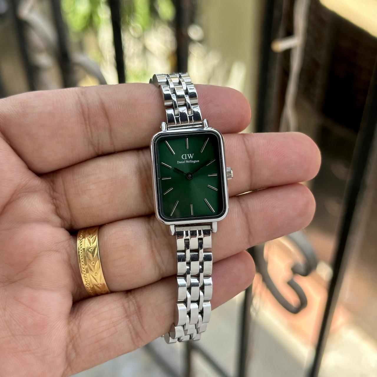 D-W Design 4 Silver Green Dial Womens watch