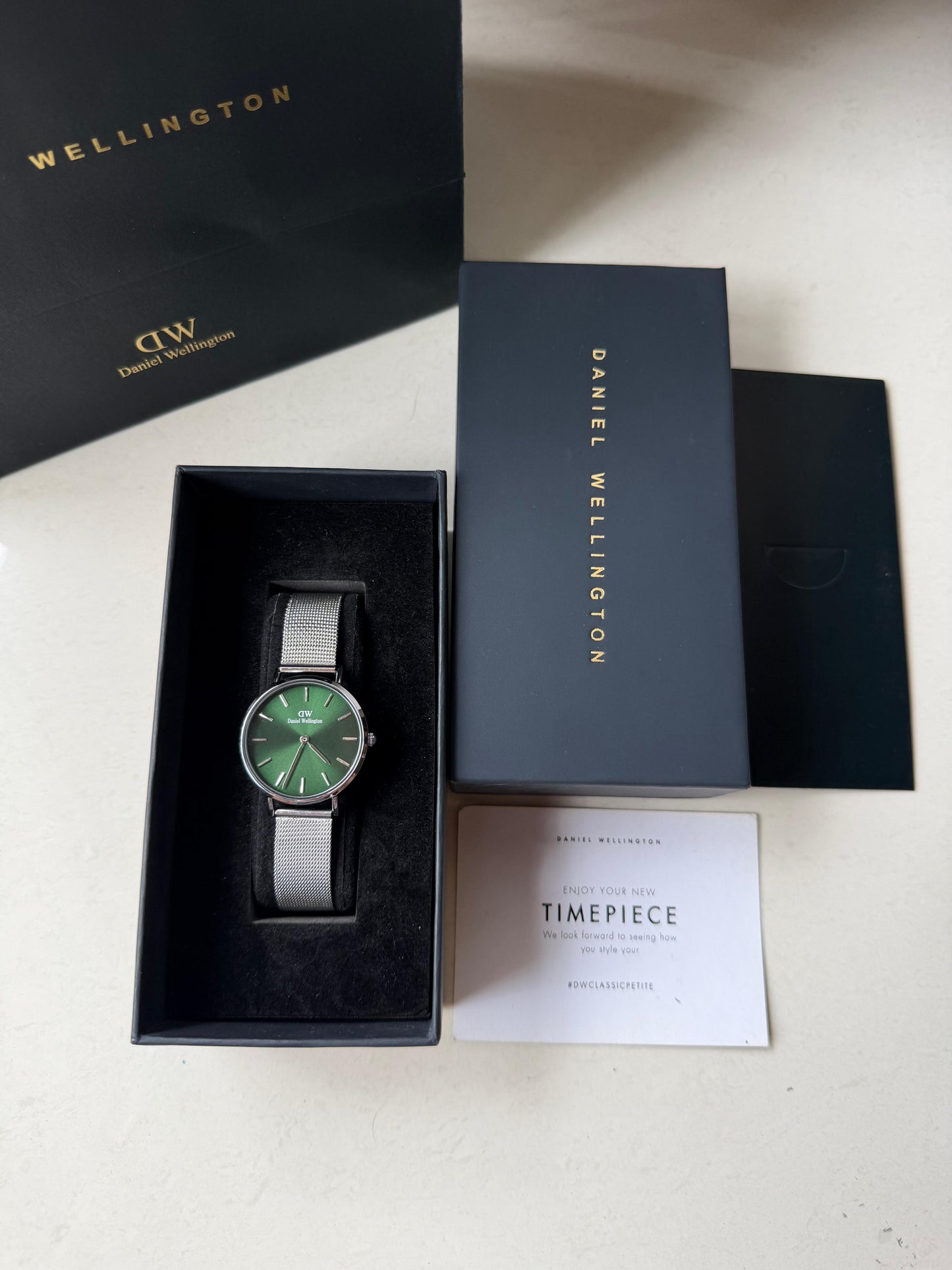 D-W Design 3 Silver Green Womens watch