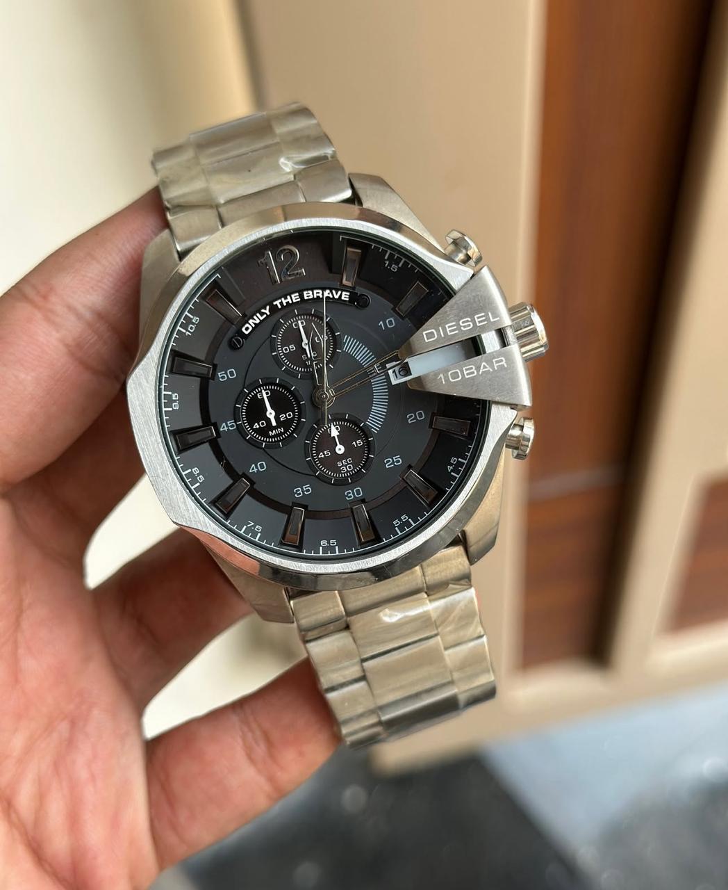 DIESAL 10 BAR JAPNESE QUALITY HEAVY SILVER BLACK WATCH