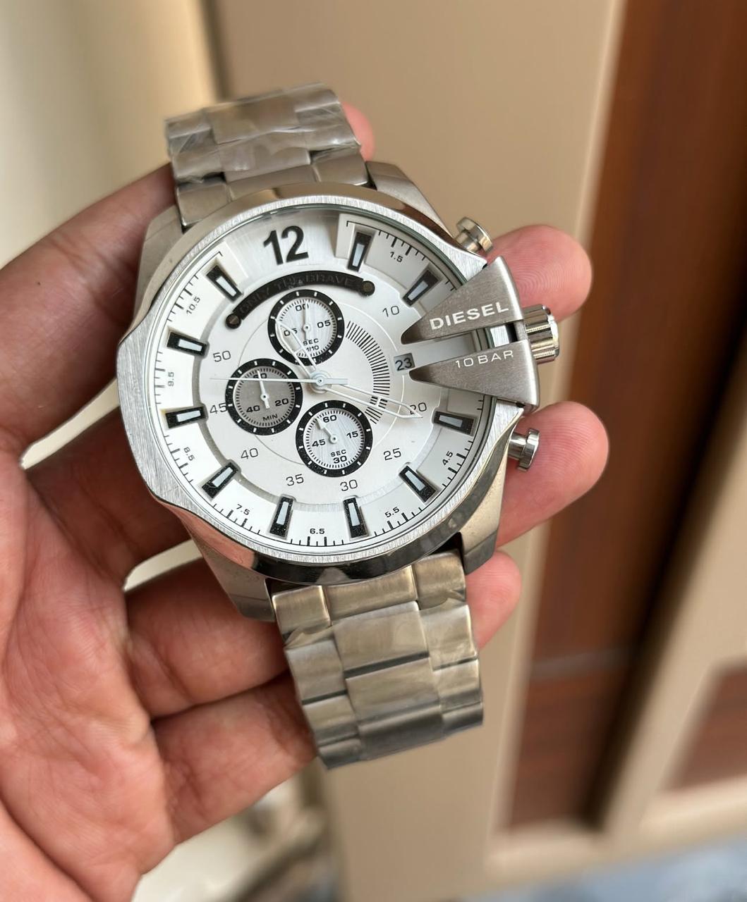 DIESAL 10 BAR JAPNESE QUALITY HEAVY SILVER WHITE WATCH