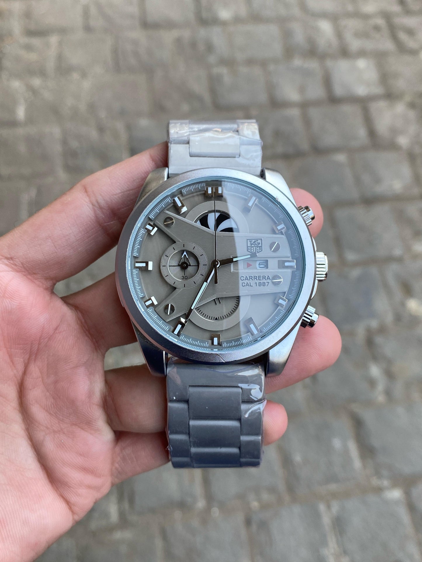 CR7 METAL ( Chakri ) Silver Grey Chronographic Watch