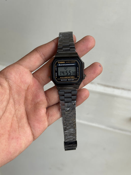 VINTEGE BLACK DIGITAL WATCH