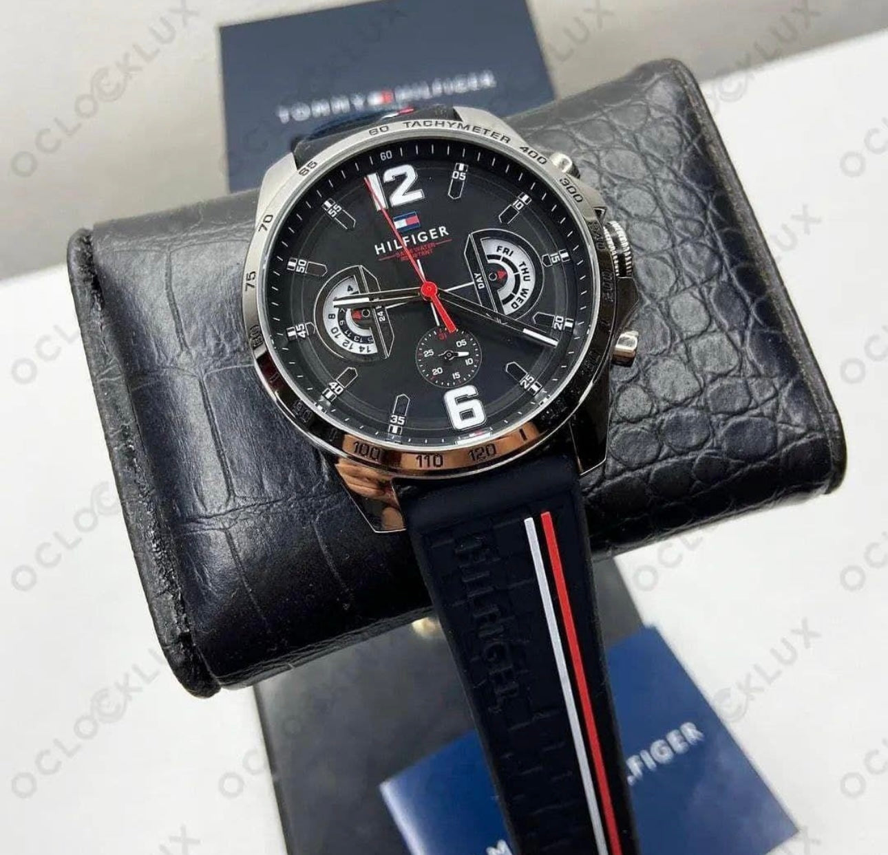Tom-y silicon full black Regular Quartz Watch