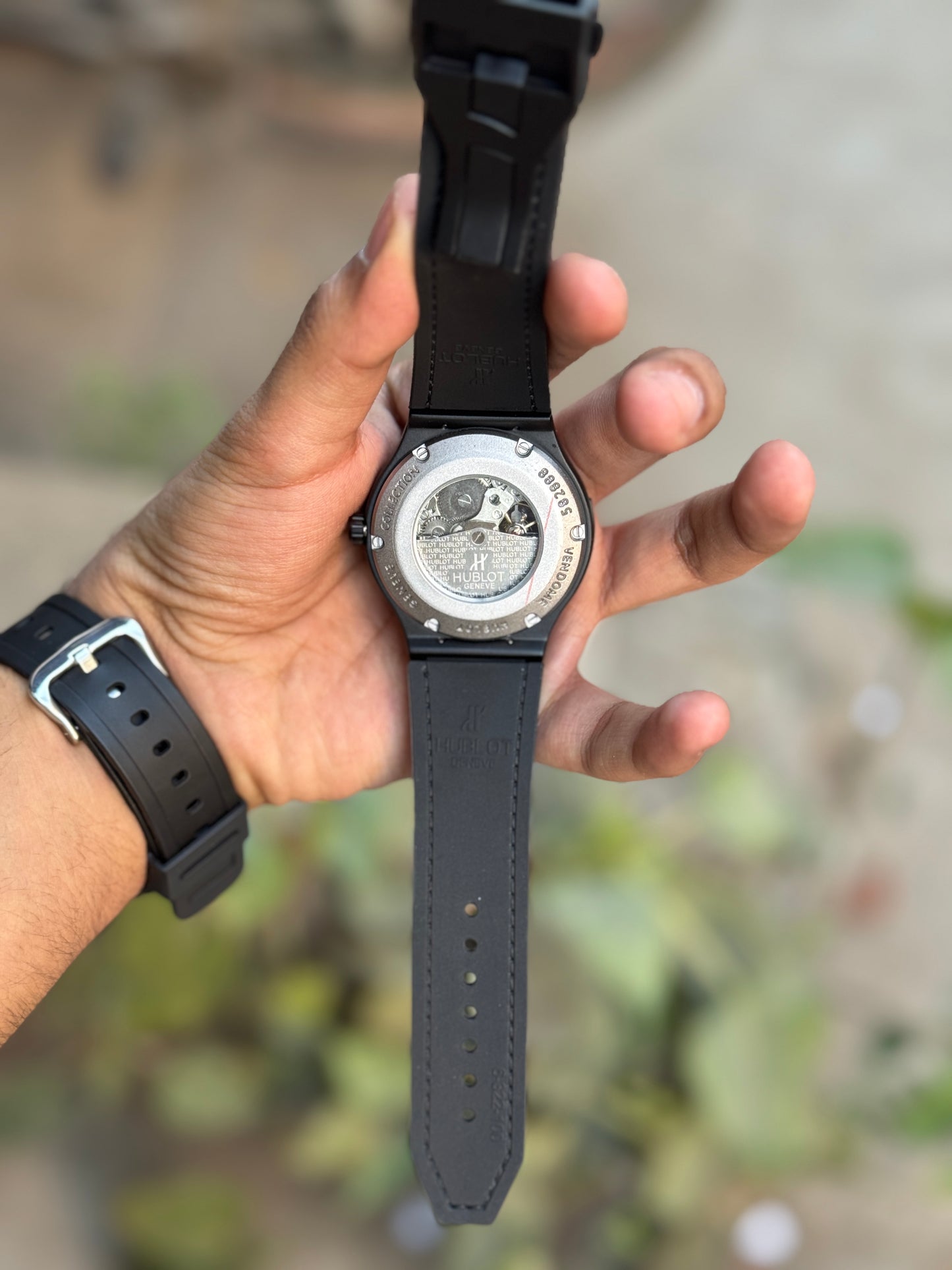 HUBLO AUTOMATIC FULL BLACK