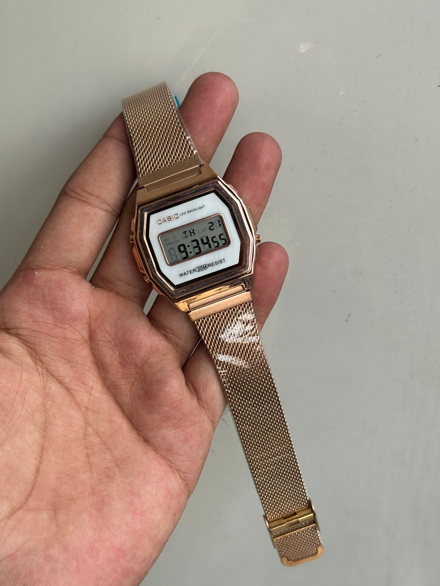 SHIFER MODEL ROSE GOLD FOR GIRLS