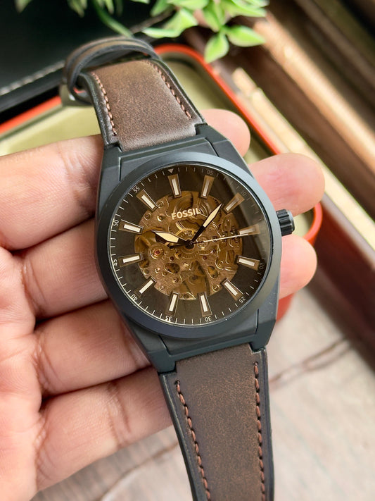 FOSS OVAL DESIGN AUTOMATIC WATCH