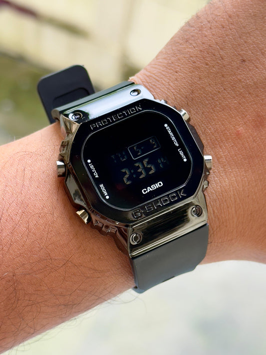 BLACK DIAL FIBER BELT SPORTS WATCH ( Fiber Black )