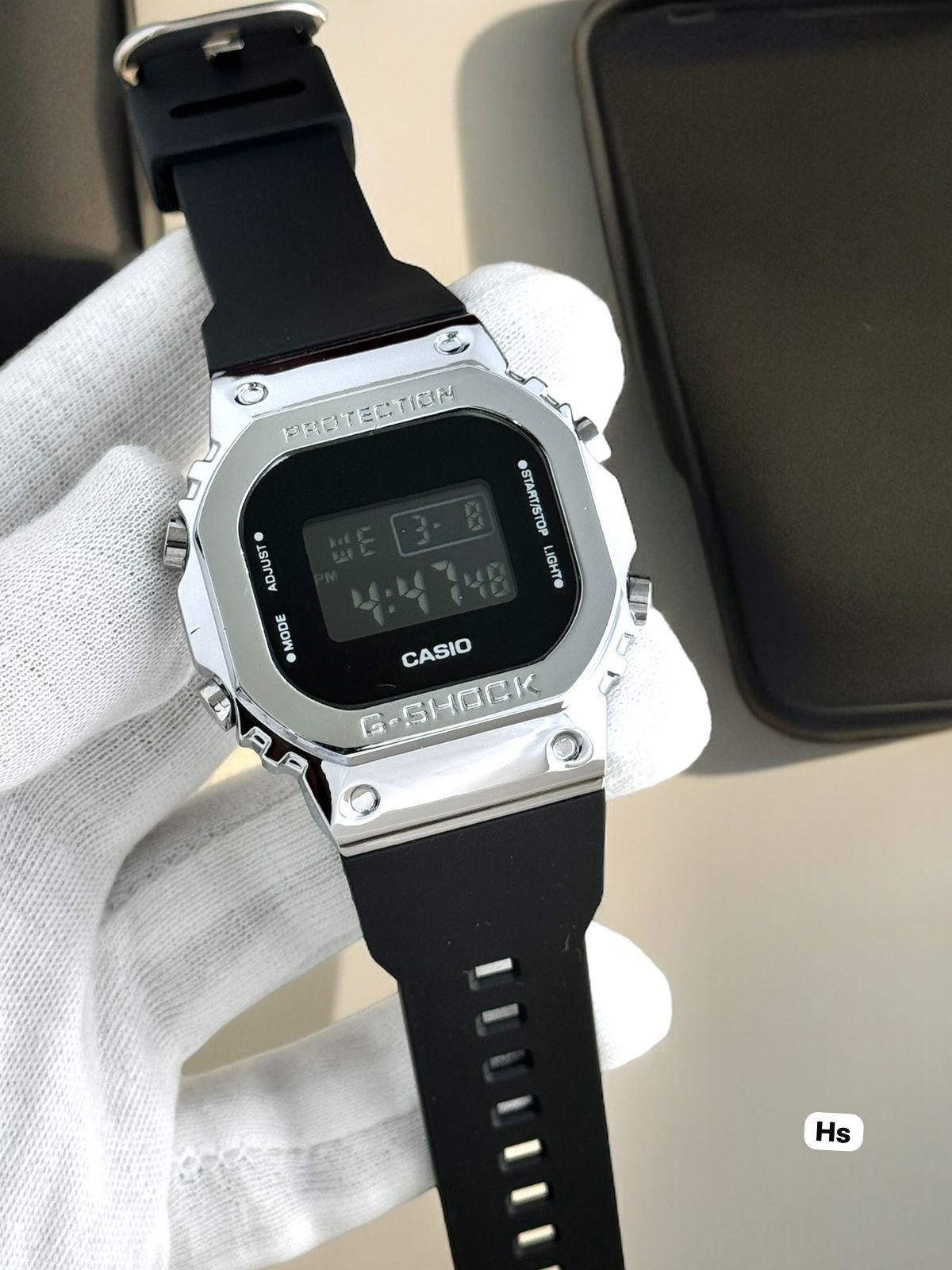 SILVER DIAL FIBER BELT SPORTS WATCH ( Fiber Silver )