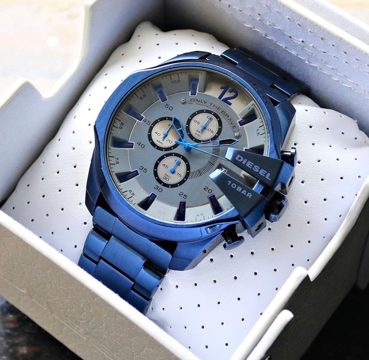 DIESAL 10 BAR JAPNESE QUALITY HEAVY  FULL BLUE WATCH
