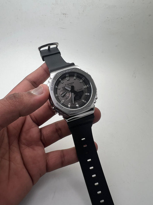 SB Premium GM SILVER Dial – Metal Bezel Edition