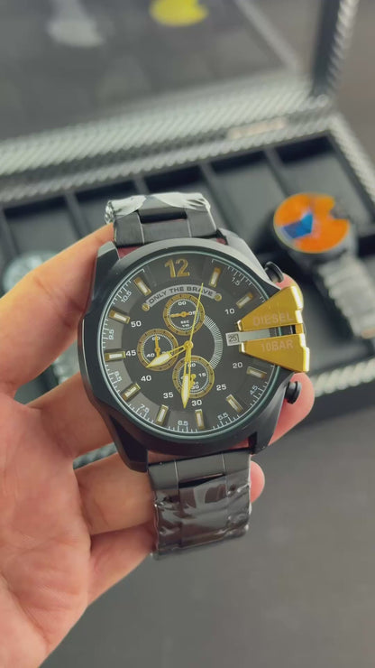 DIESAL 10 BAR JAPNESE QUALITY HEAVY BLACK INNER GOLD WATCH