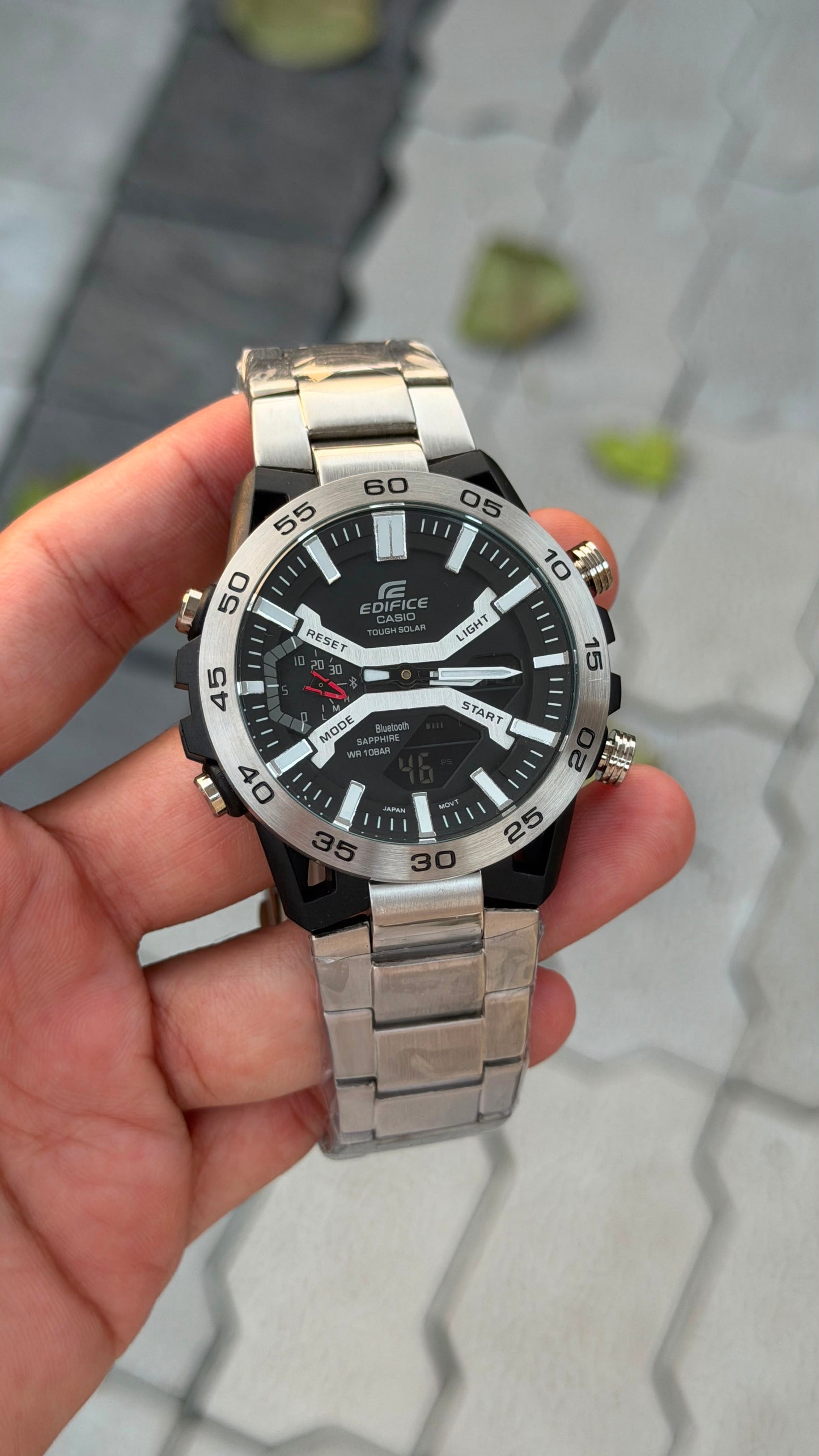 EDIFCE 1st JAPNESE QUALITY SILVER BLACK  SHADE METAL  BELT WATCH
