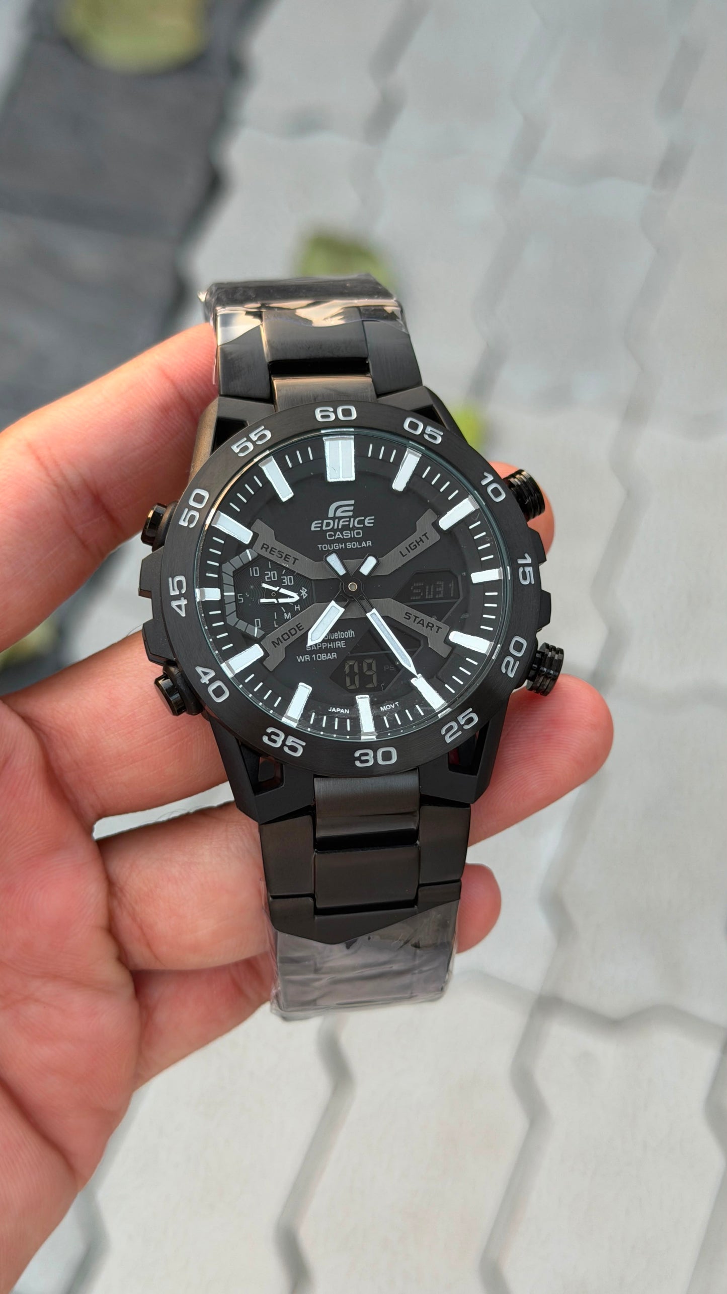 EDIFCE 1st JAPNESE QUALITY FULL  BLACK  SHADE METAL  BELT WATCH