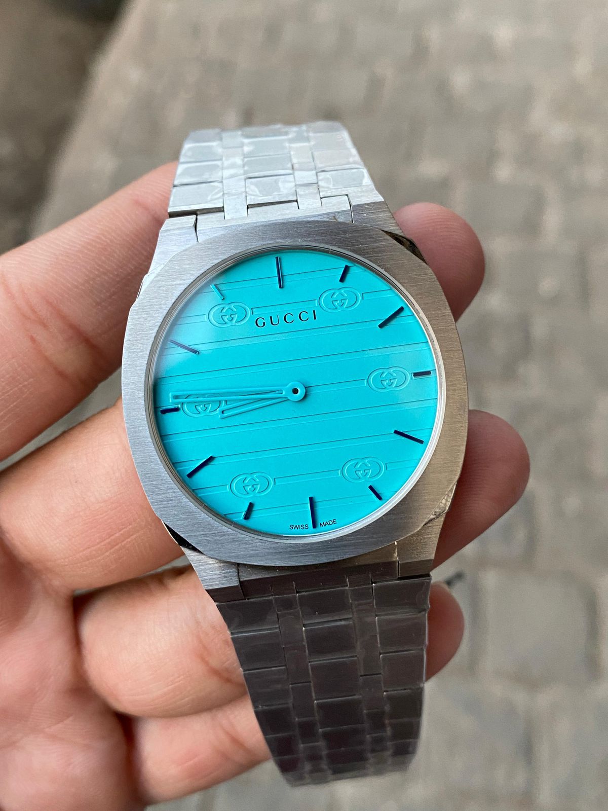 GUCI SLIM WATCH METAL BODY 
( ULTRA SLIM ) SILVER TIFFANY