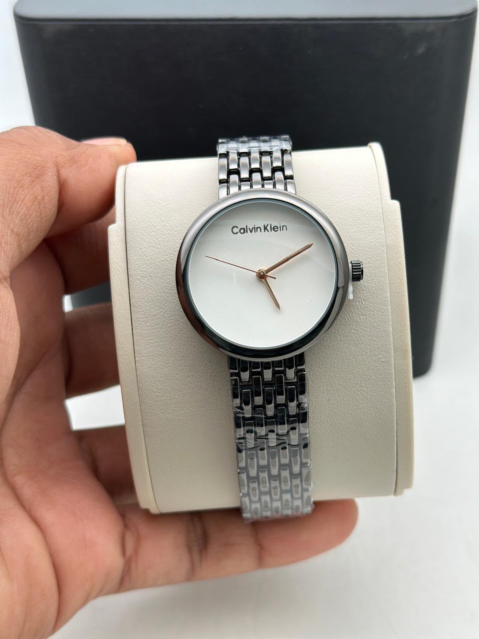 C-K GIRLS WATCH BLACK WHITE COLOUR