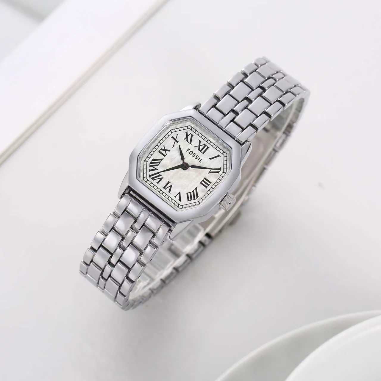 Fos Girls Silver White  Colour New  Roman Design Trending Girls Watch