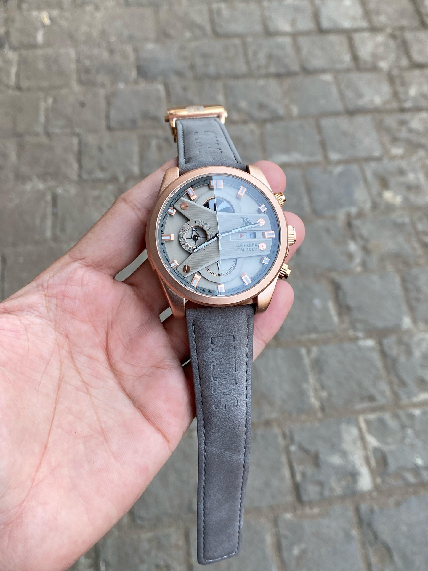CR7 Leather Belt ( CHAKRI )  ROSE GREY BELT Chronographic Watch