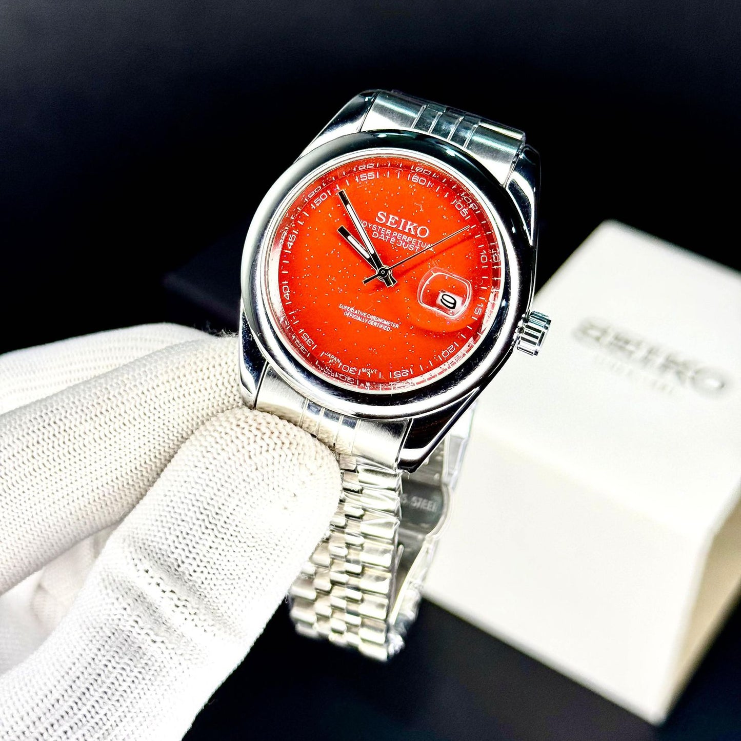 Seko Jubliee Belt Red Dial Watch