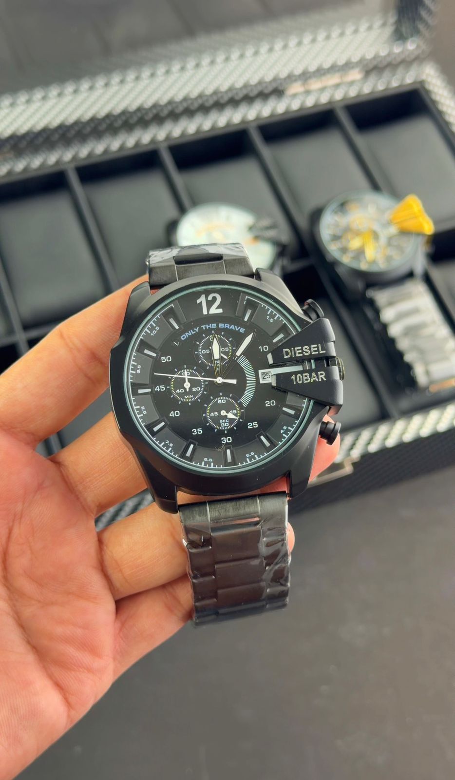 DIESAL 10 BAR JAPNESE QUALITY HEAVY FULL BLACK WATCH