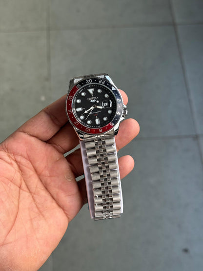 Seko Gmt  Black Red  bezel Watch 
( Battery Operated Looks Like Automatic )