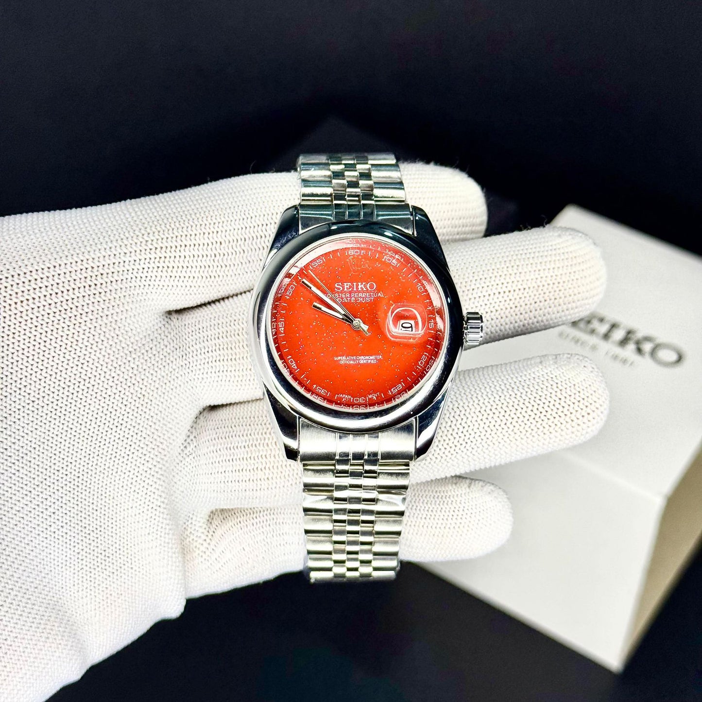 Seko Jubliee Belt Red Dial Watch