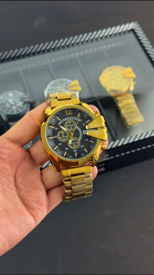 DIESAL 10 BAR JAPNESE QUALITY HEAVY GOLD BLACK  WATCH