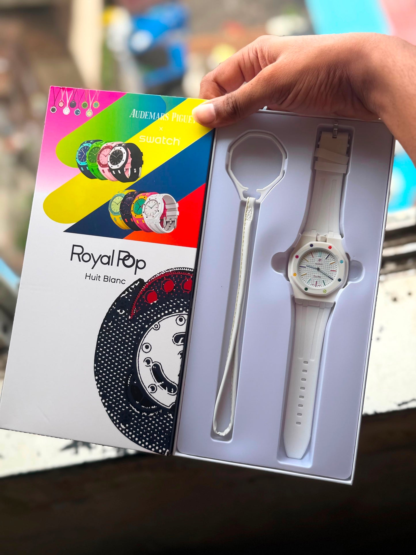 ROYAL POP WATCH WHITE COLOUR FIBER BODY